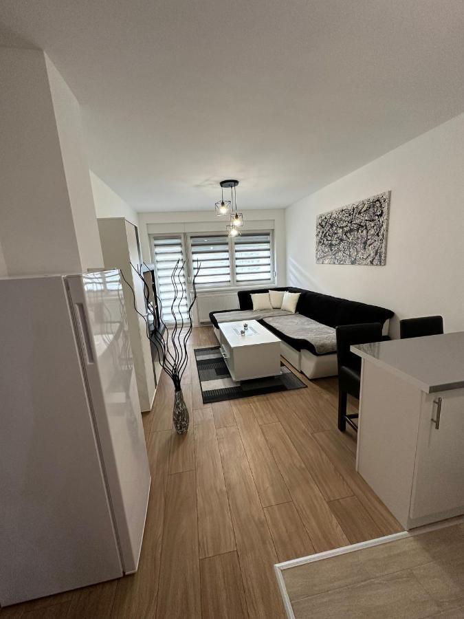 Stan Na Dan Mici Apartment Brcko Luaran gambar