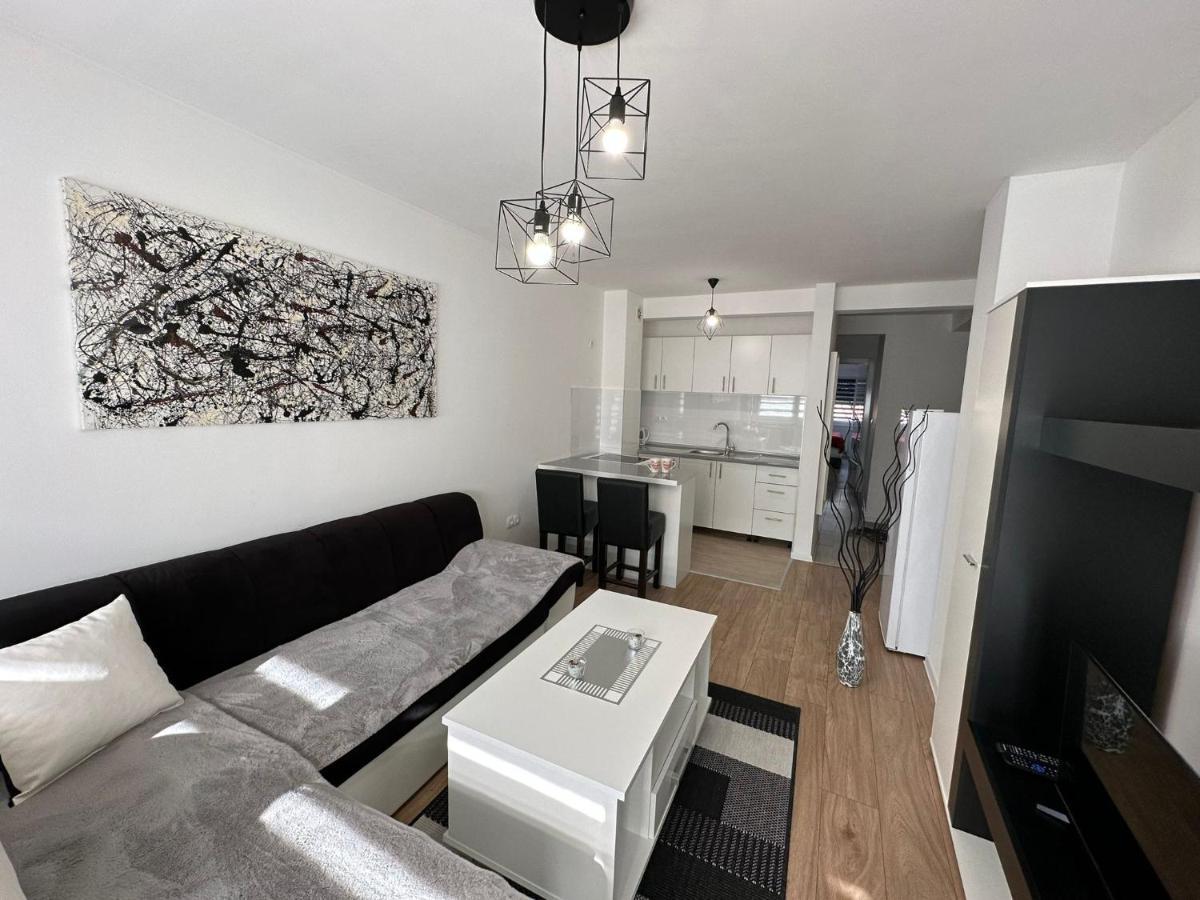 Stan Na Dan Mici Apartment Brcko Luaran gambar