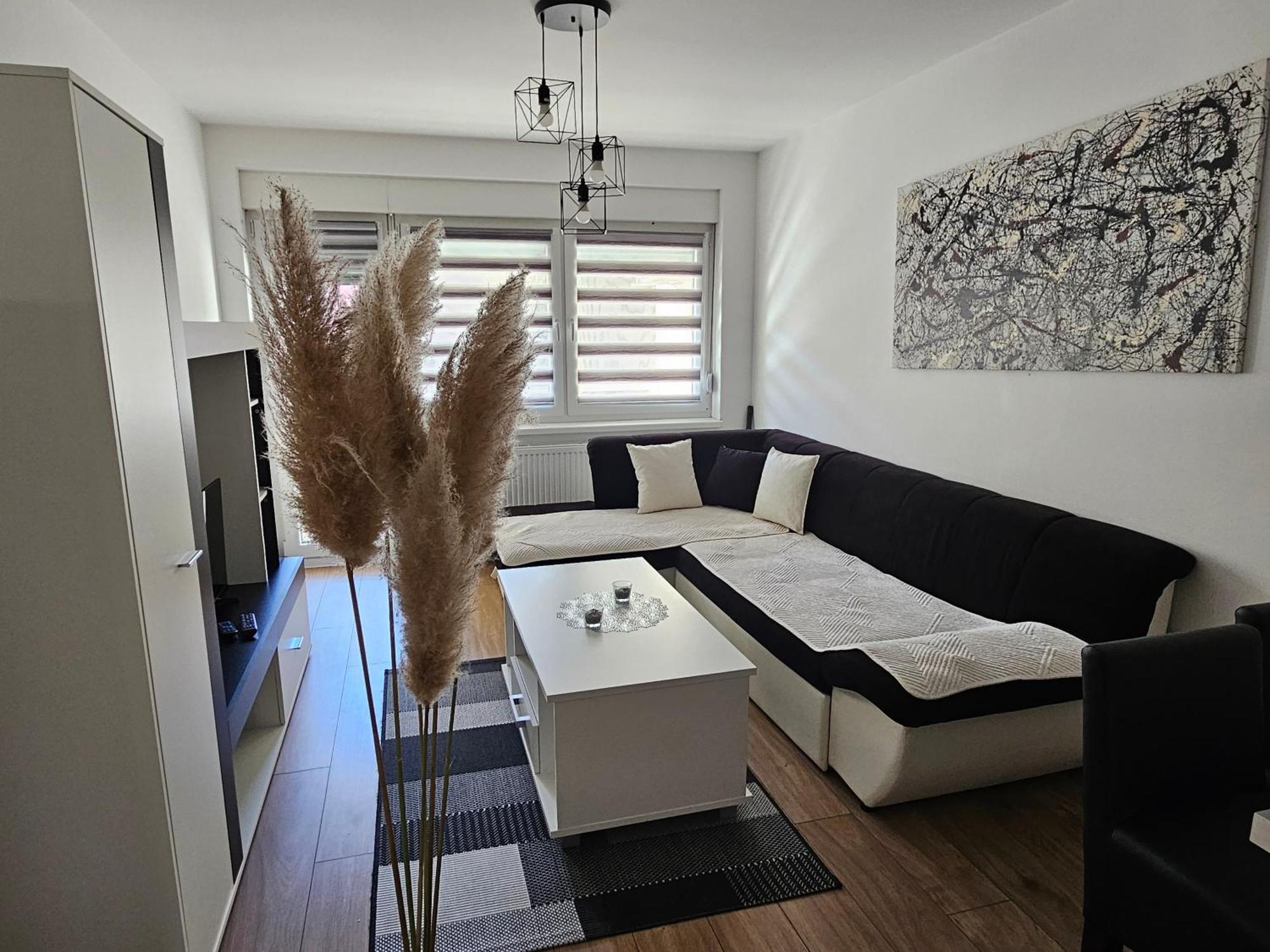 Stan Na Dan Mici Apartment Brcko Luaran gambar