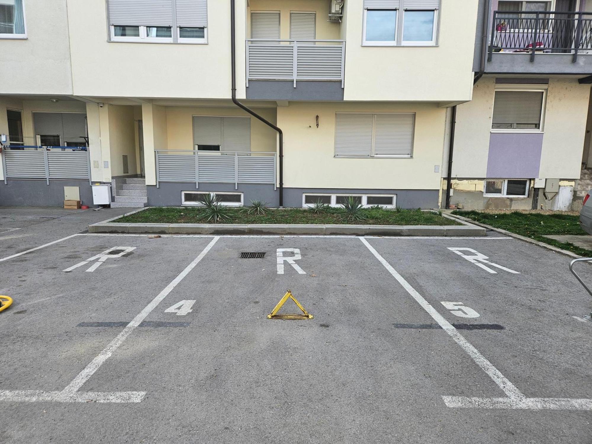 Stan Na Dan Mici Apartment Brcko Luaran gambar